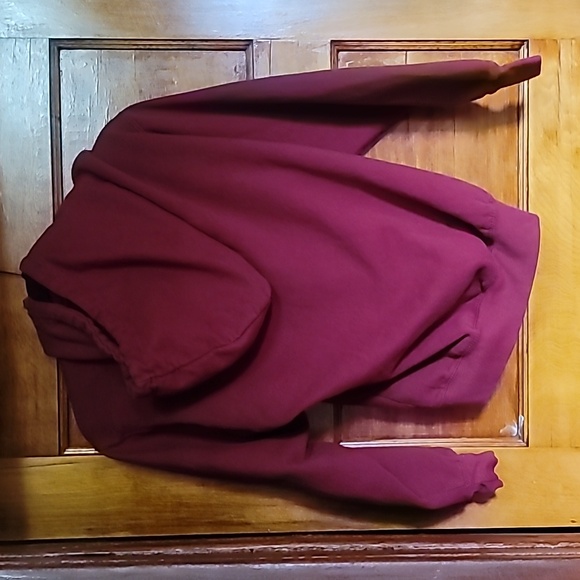 Talha burgundy hoodie size M - Picture 2 of 2
